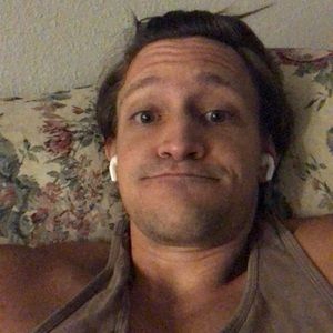 Meet your Posher, Zachary